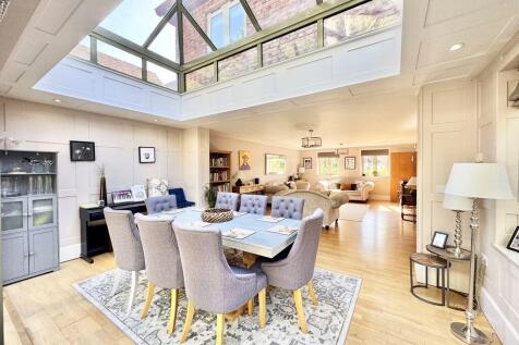 Dining room/sitting room
