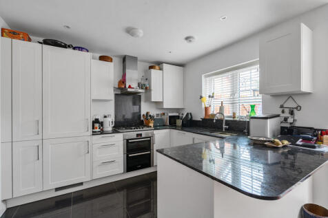 1345293-9-68aee17...