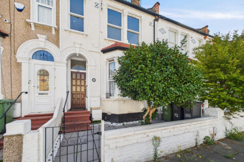 London, SE6 - property photo