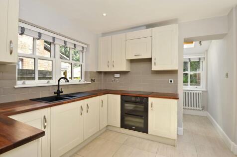 Carlos Street, Godalming, GU7 photo 3