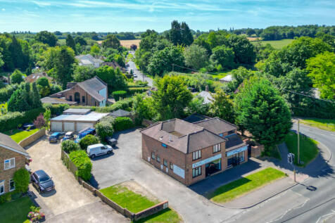 High Wycombe, HP15 - property photo