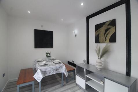 Firth Park Road, S5 photo 5
