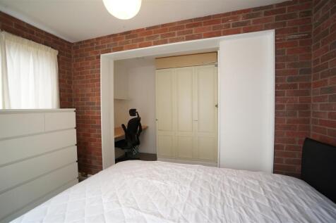 Edge Hill, Bangor photo 4