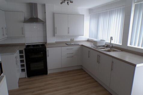 Laurel Drive, Hednesford, Cannock photo 4
