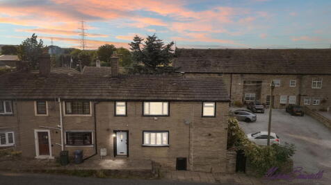 Bradford, BD13 - property photo