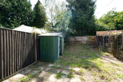 Laburnum Road 04662.jpg