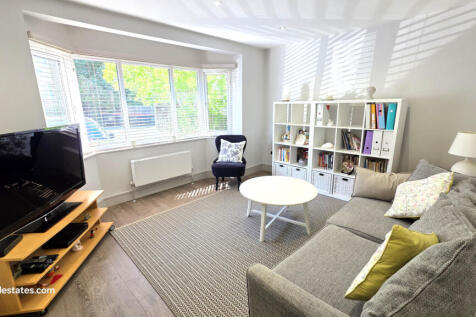 2 bed flat for sale Church Hill Road, East Barnet