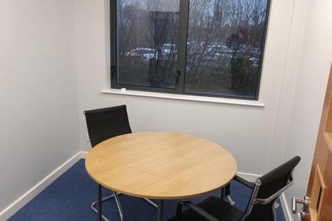 Office to rent Image 4