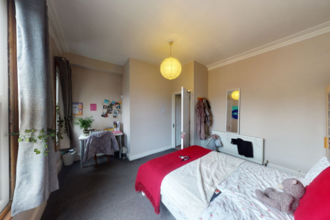 106 Portland Road Arboretum, NG7 4GP photo 3