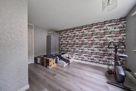 1388091-5-693bdee...