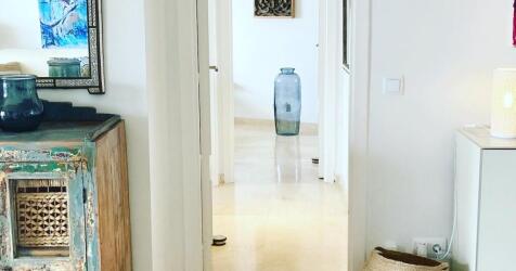 958311A7-936E-462E-8