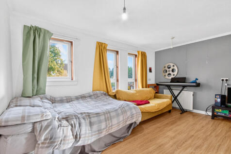 Living/Bedroom