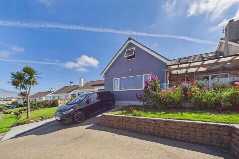 2 x Parking and House