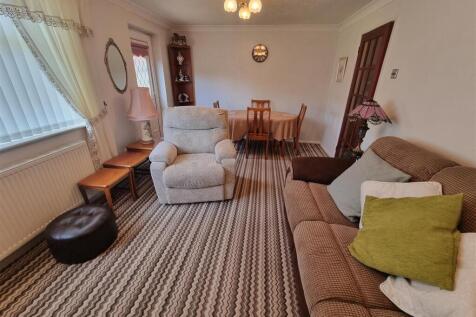 Lounge 2