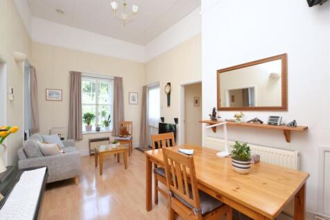 Quarry Lodge, Walwyn Road, Upper Colwall, Malvern photo 2