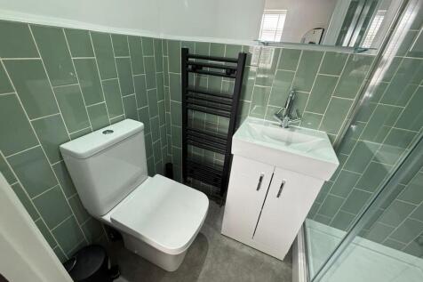 Highfield Road, Newbold, Chesterfield photo 5