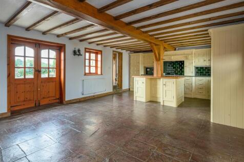 Kitchen / Family Area