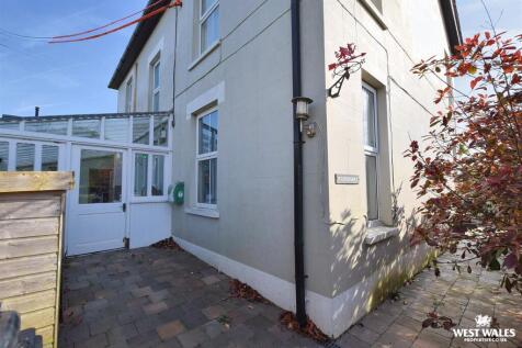 Rear of House / Conservatory