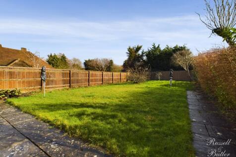 CAM02127G0-PR0266-STILL022