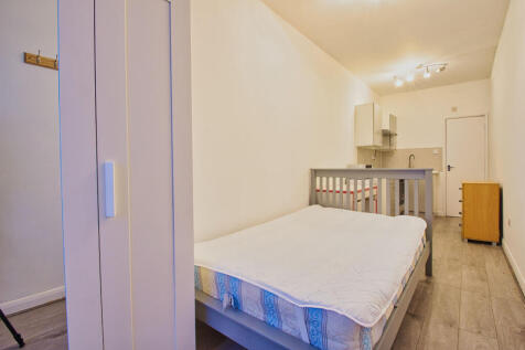 Studio Flat to Rent in Sudbury, Greenford