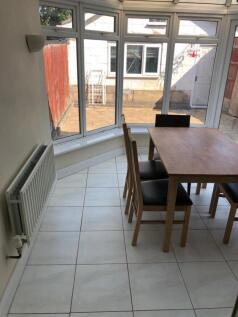 queensland-avenue-cv5-8fh-948096