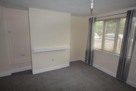 Shireoaks Row photo 4