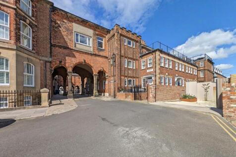 4 The Arcade, Tynemouth, North Shields NE30 4BS