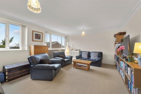 6 Hillview-2.jpg