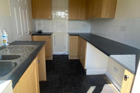 Young Close, Clacton On Sea photo 4