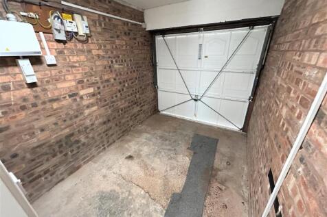 Garage.jpg