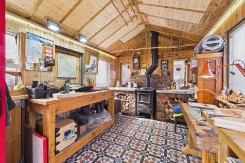 WORKSHOP/GARDEN ROOM