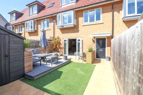 Garden To Front Door