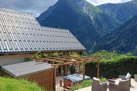 Rare chalet for sale