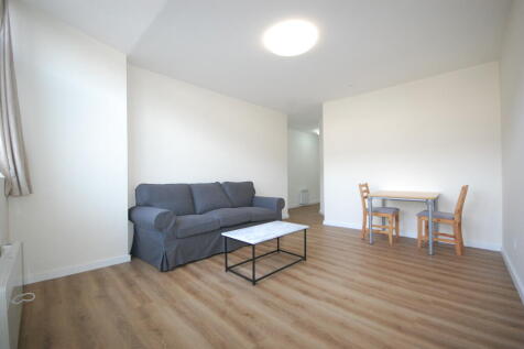 1 bedroom Flat for rent