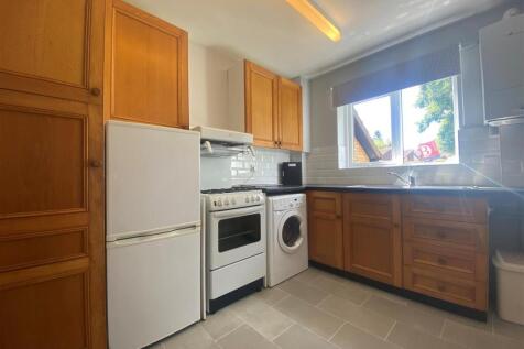 Ryefield Gardens, Sheffield photo 4