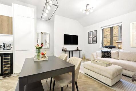 Reception/Kitchen