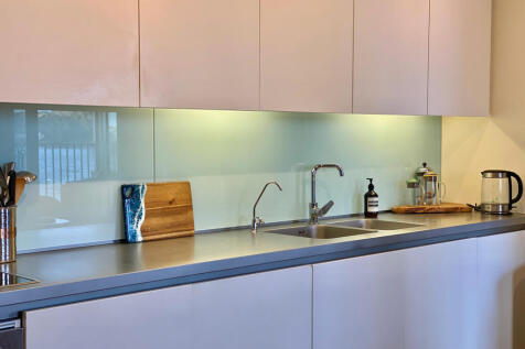 Kitchen with Integrated Appliances