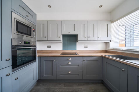 1396820-6-695fa45...