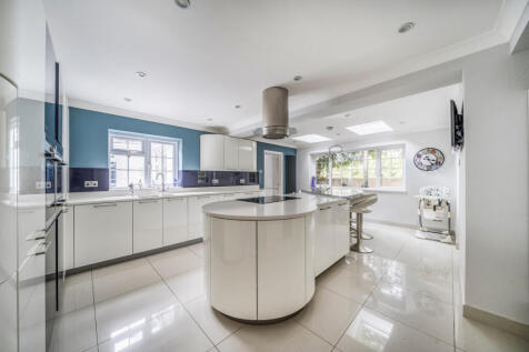 1357500-5-68d2d64...