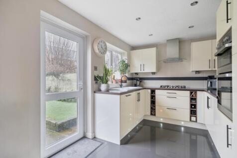 1397487-11-696f756ea35df