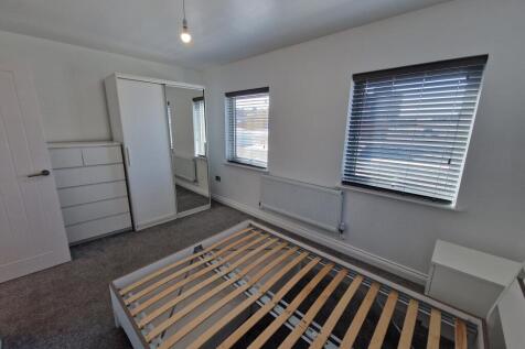 Hatters Court, LU1 photo 4