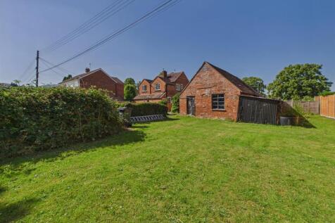 CAM03972G0-PR0407-STILL038.jpg