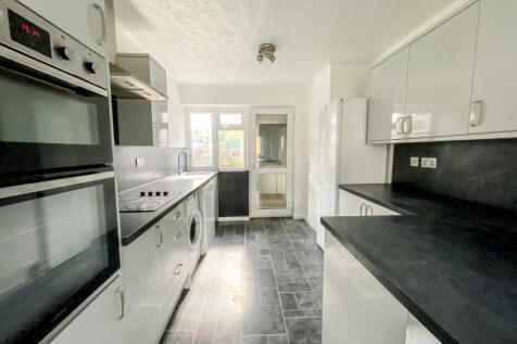 Churchfield, Harlow, Essex, CM20 photo 5