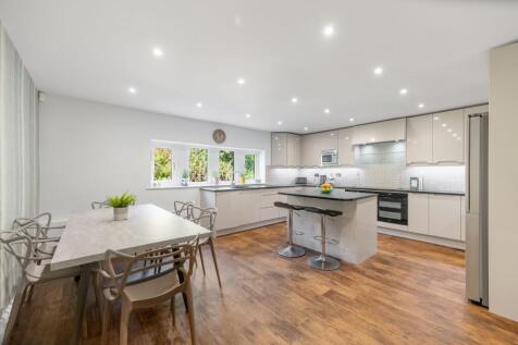Kitchen Breakfast Room