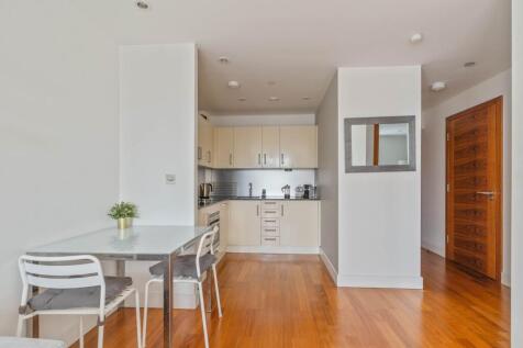 Kitchen/Lounge