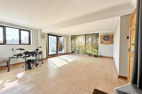 Games Room/Reception