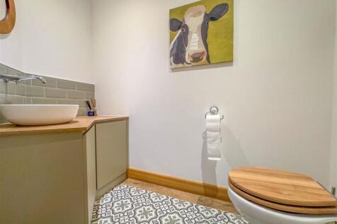 Oswald Hall Cottage - Image-6.jpg