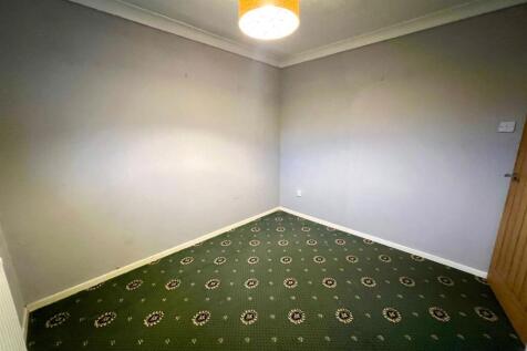 BEDROOM THREE (2.jpg