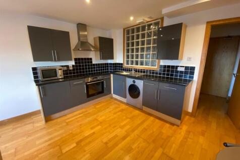 21 Independent Chapel Kitchen.jpg