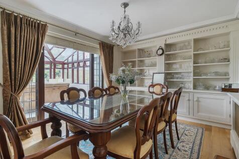 Living / Dining Room